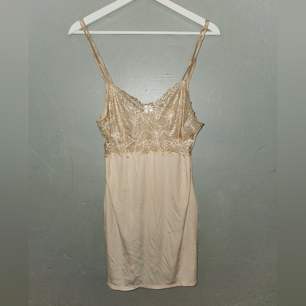 Vintage 1970s Nude Beige Fitted Nylon Slip Dress by Wondermaid